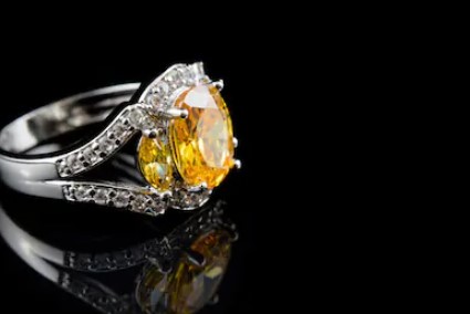 Yellow Stone Diamond Engagement Ring; What You Need to Get for Your Partner