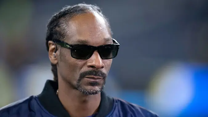 net worth snoop dogg