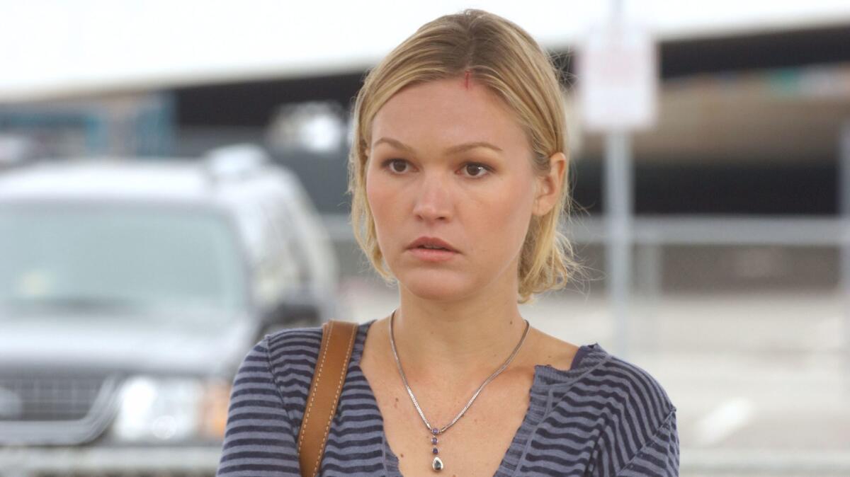 julia stiles net worth