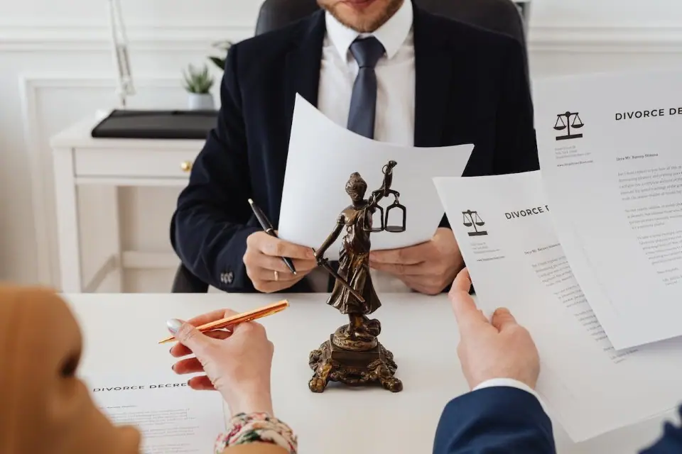 filing divorce papers in florida